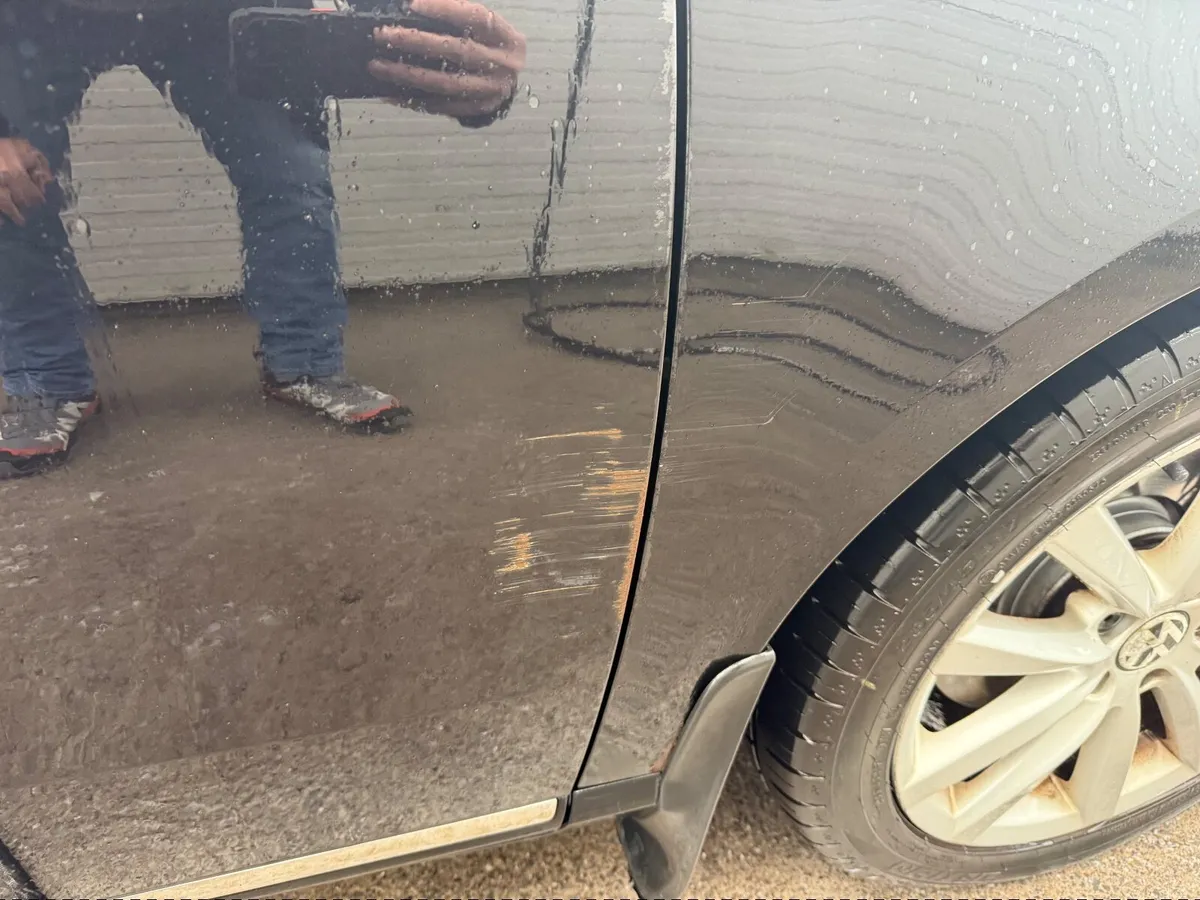 Volkswagen Passat 2011 - Image 3