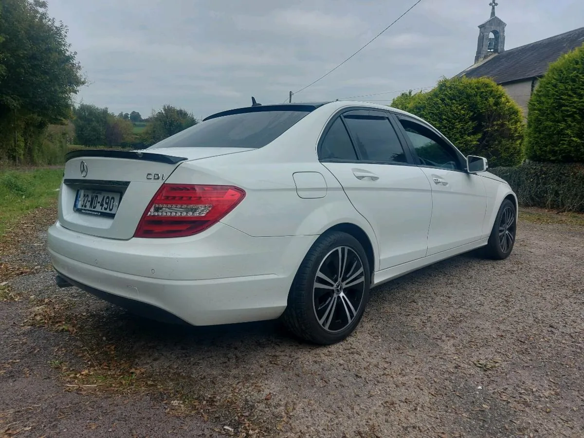Mercedes C-Class Sport - Image 3