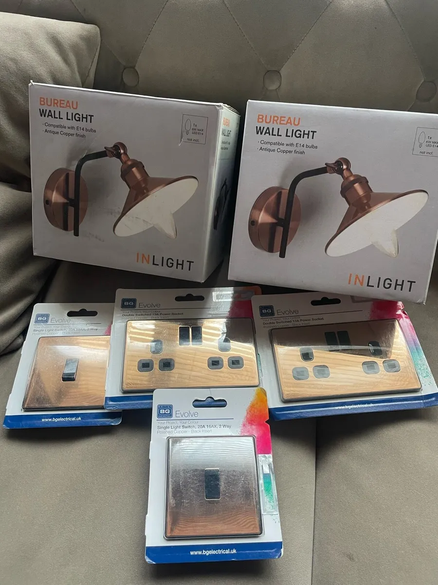 Light fittings and sockets copper - Image 1