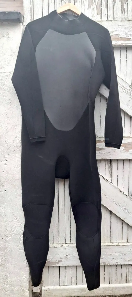 Wetsuit - Image 1
