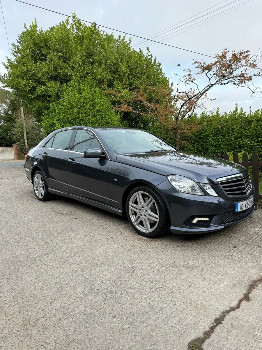 Mercedes-Benz E250 AMG - Image 1