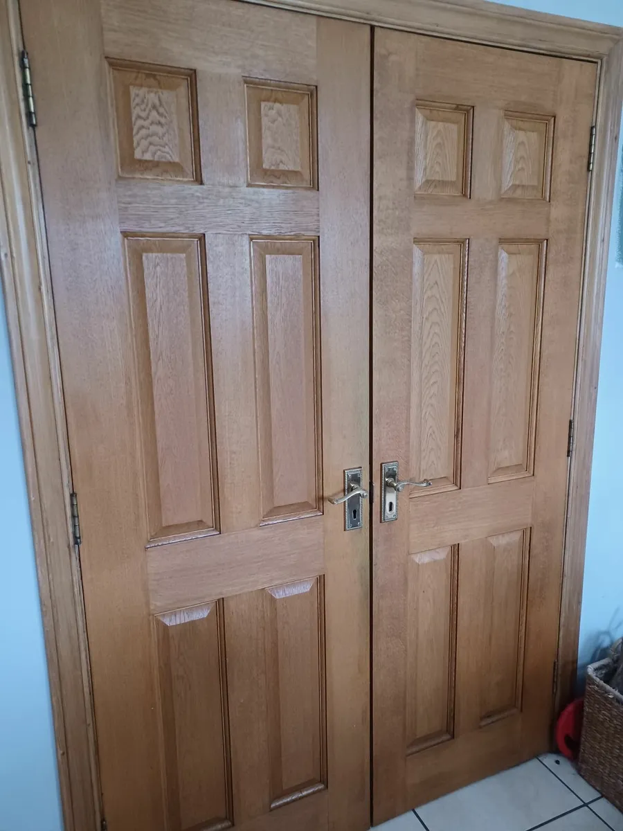 Solid oak internal doors (pair) - Image 2