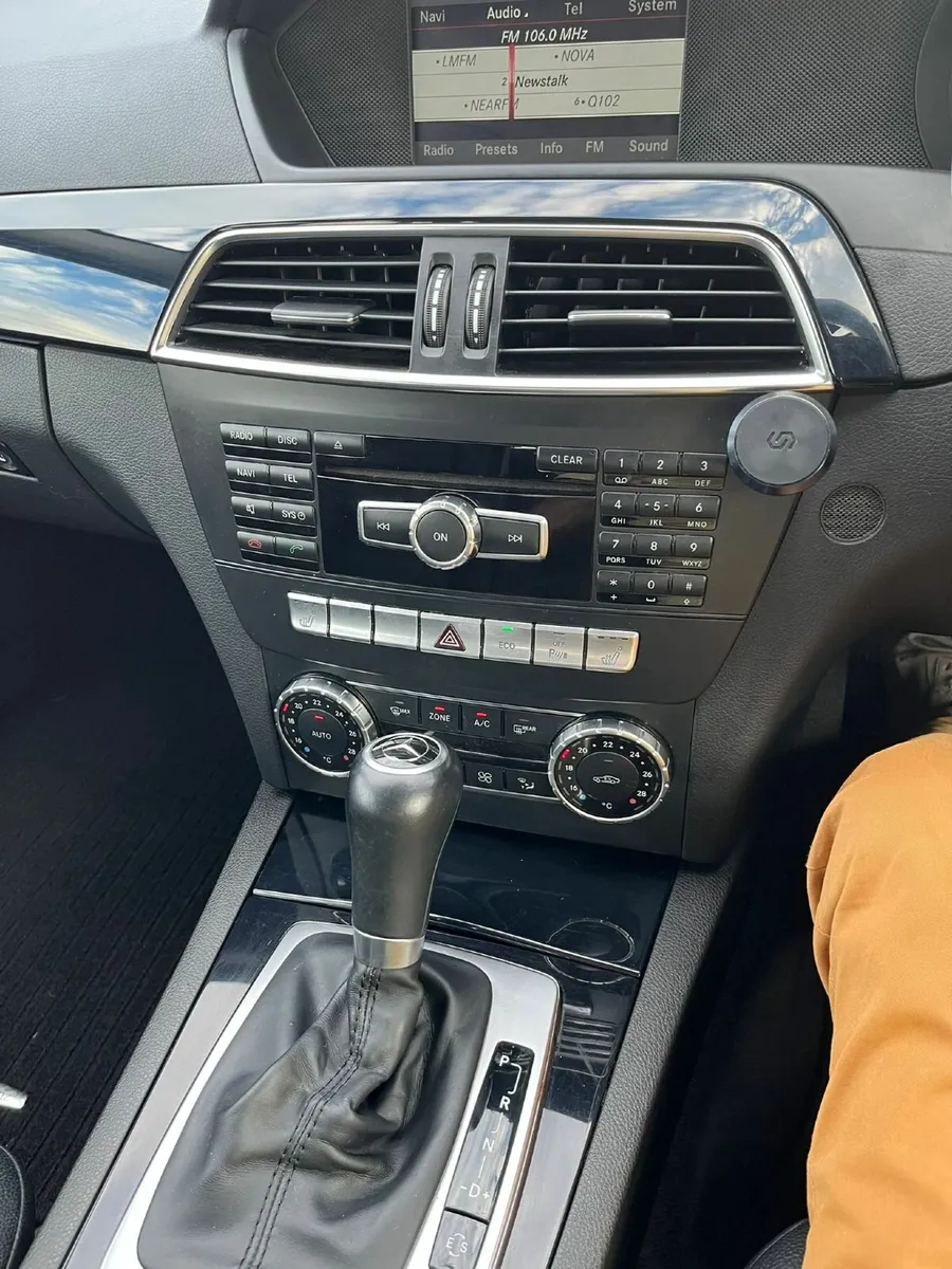 Mercedes-Benz C-Class 2014 - Image 4