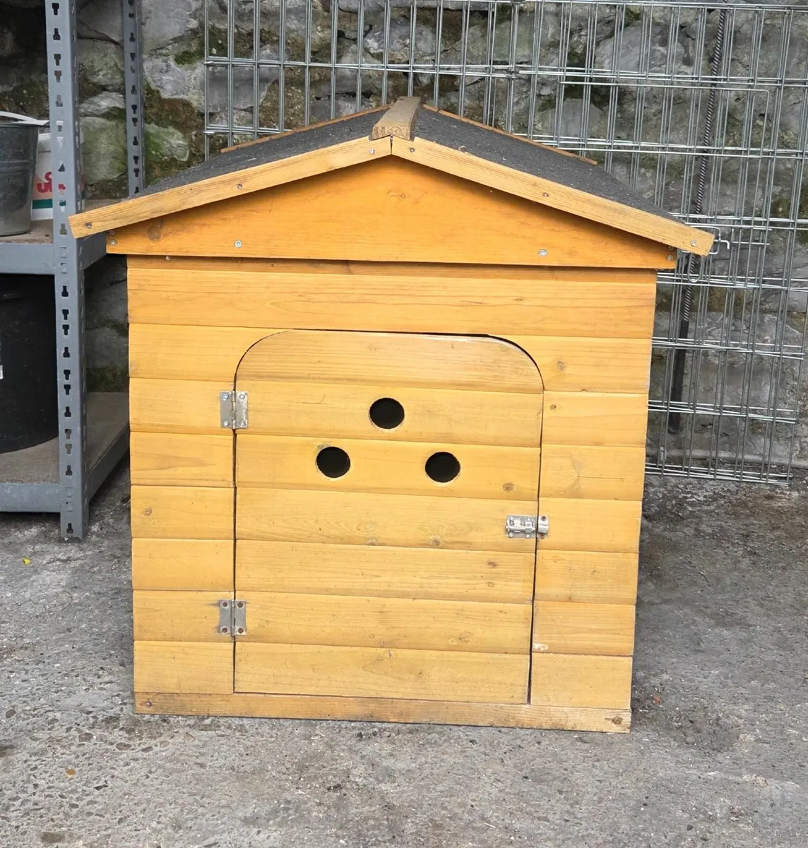 Dog House - Image 1