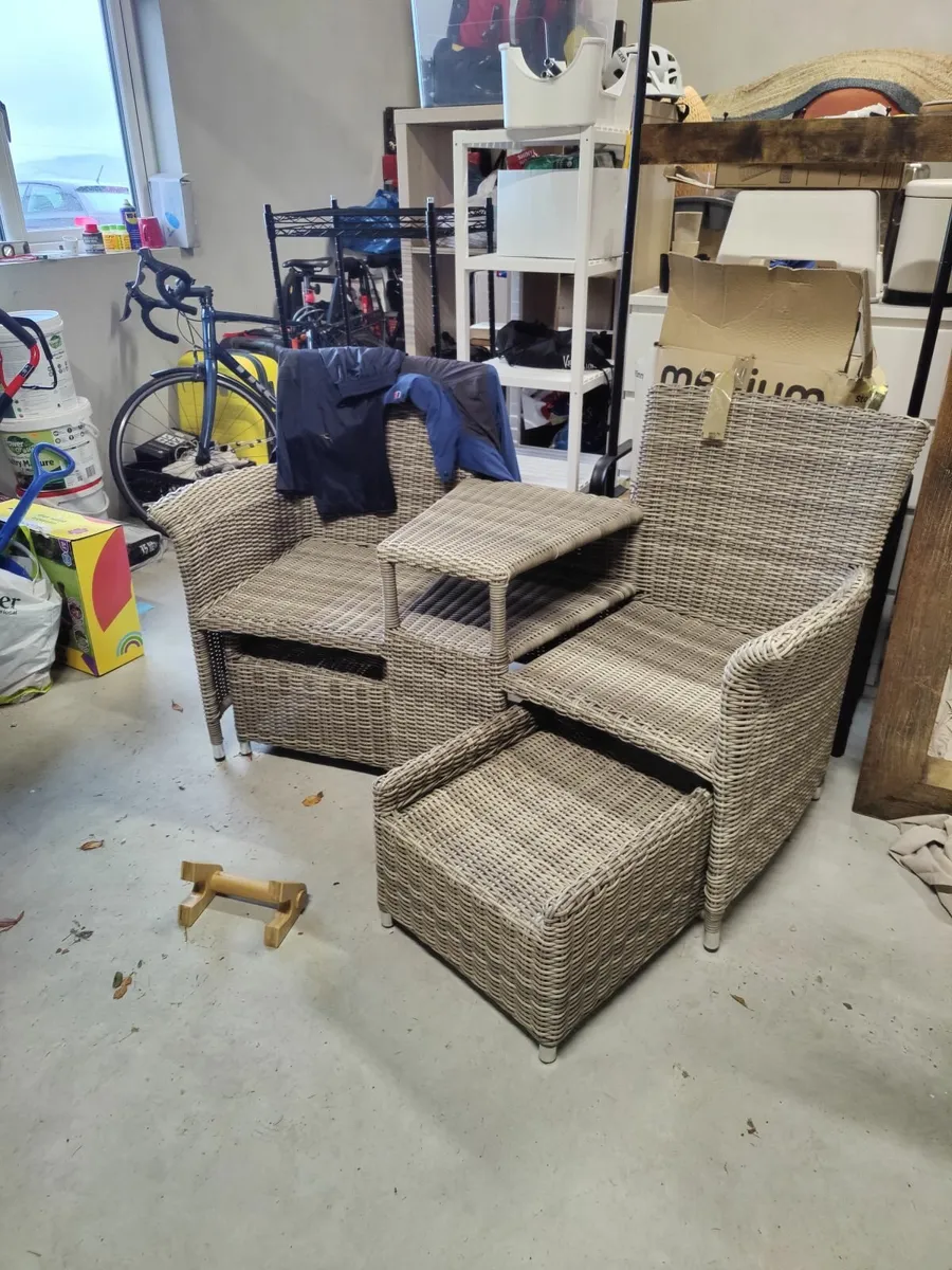 garden furniture - Image 2