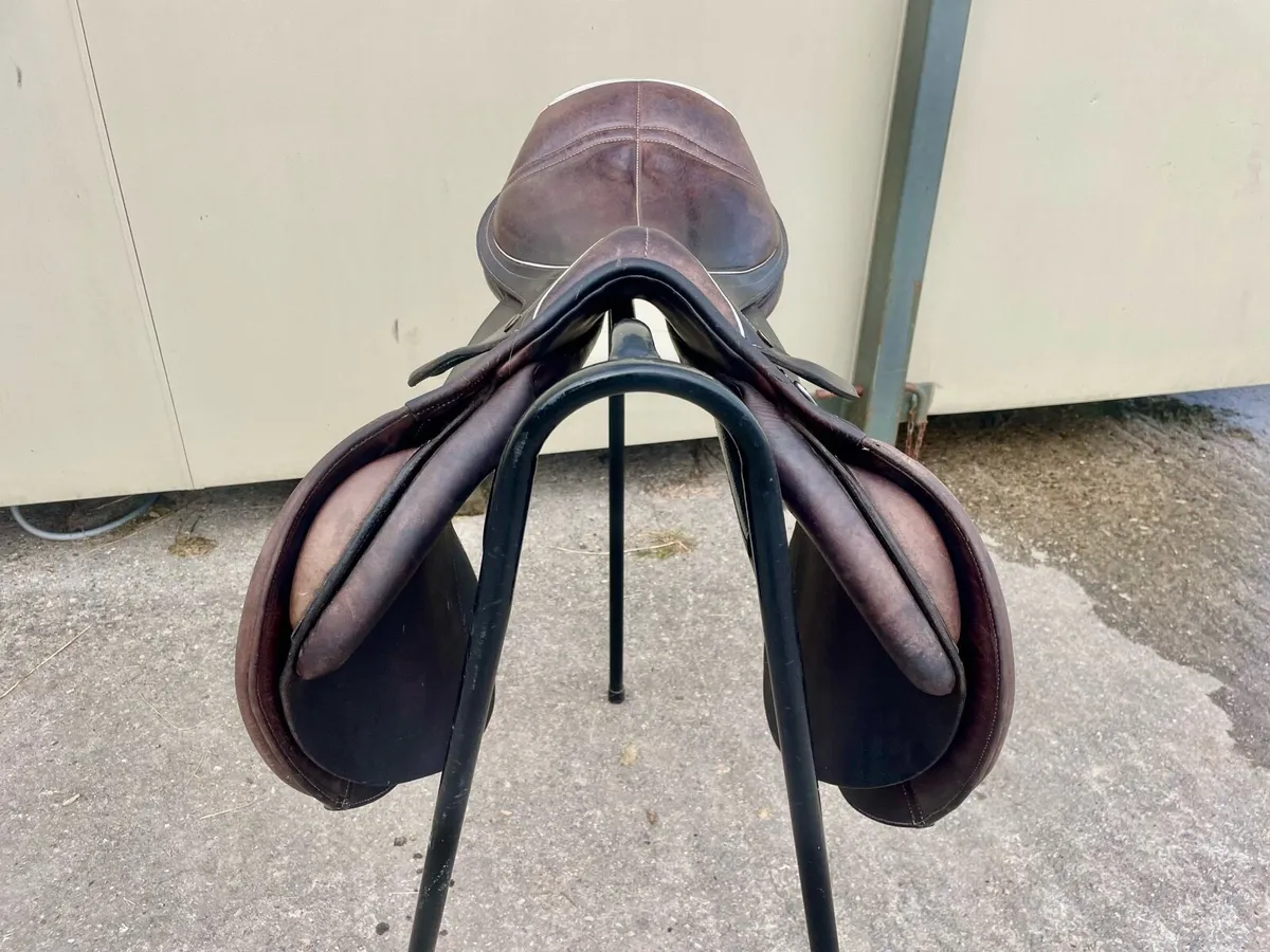 Zaldi 17inch Medium Width - Image 3