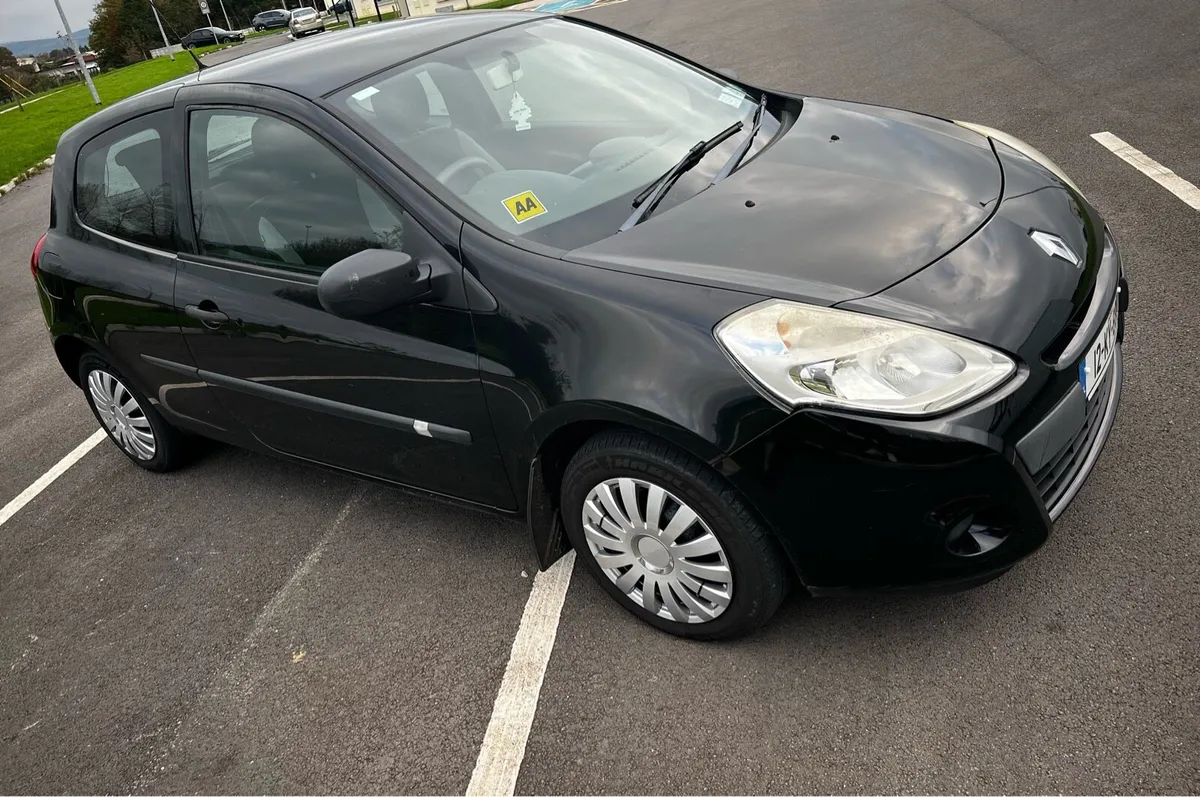 Renault Clio - Image 4