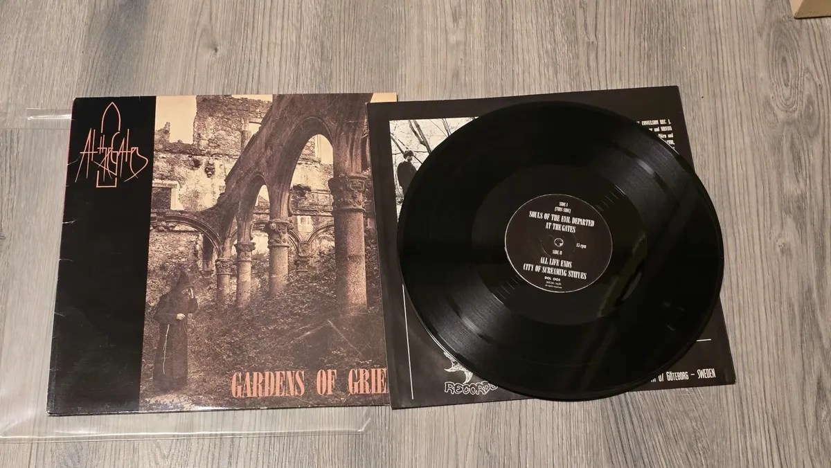 At The Gates - Garden of Grief - 1st Press 12" - Image 1