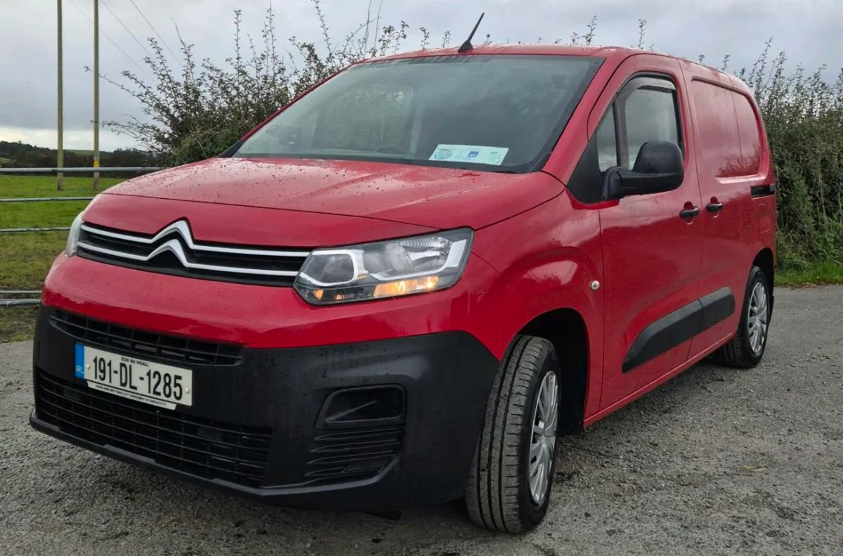 Citroen Berlingo 1.6 SWB (2019) NO VAT - Image 4