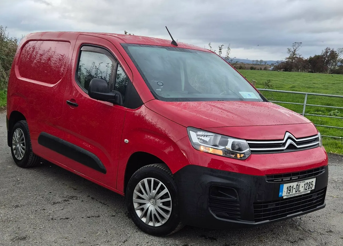 Citroen Berlingo 1.6 SWB (2019) NO VAT - Image 1