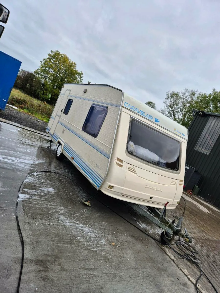 Caravan - Image 1