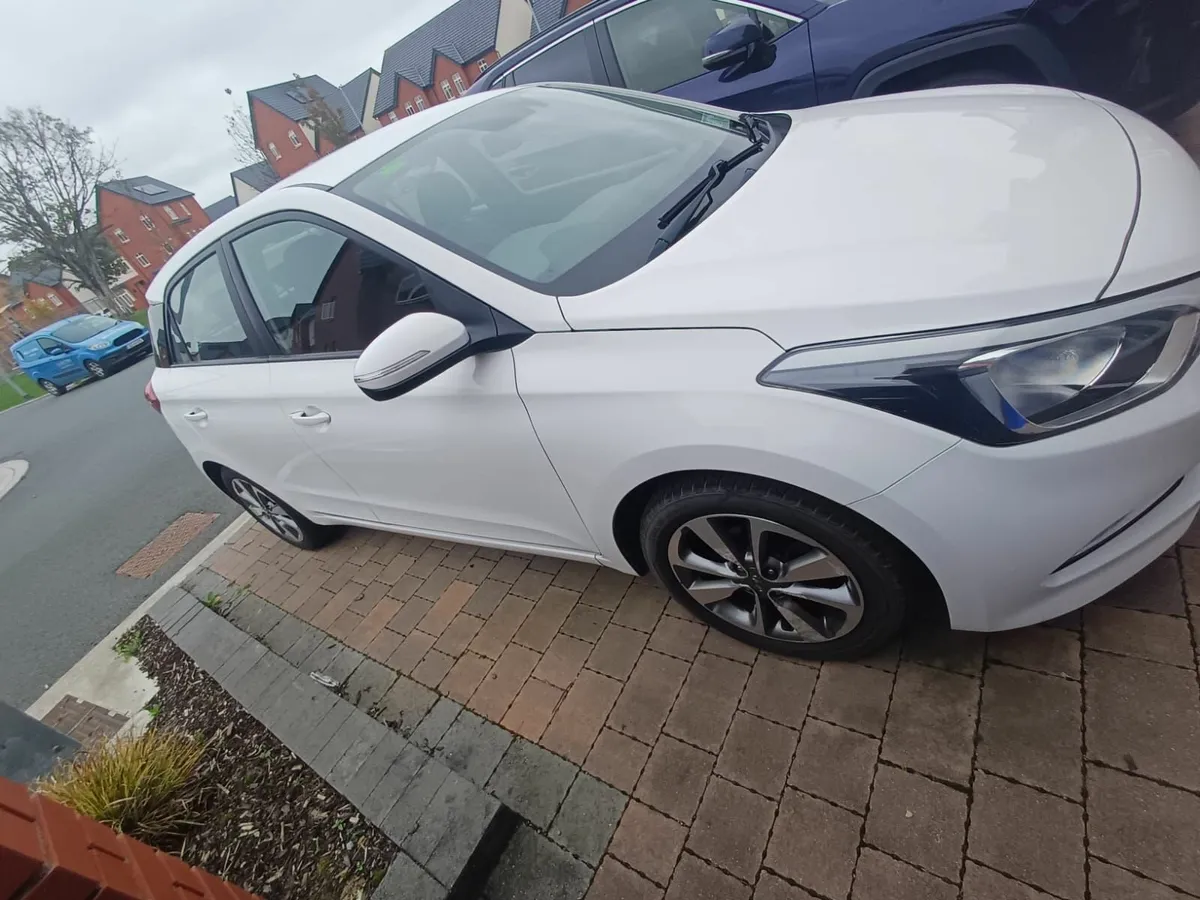 Hyundai i20 2015 - Image 4