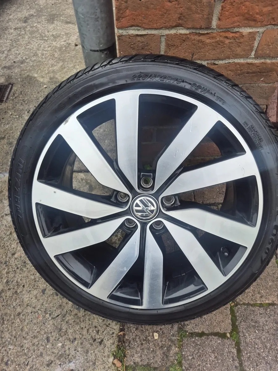 Golf mk 7 and 7.5 wheels and spoiler - Image 4