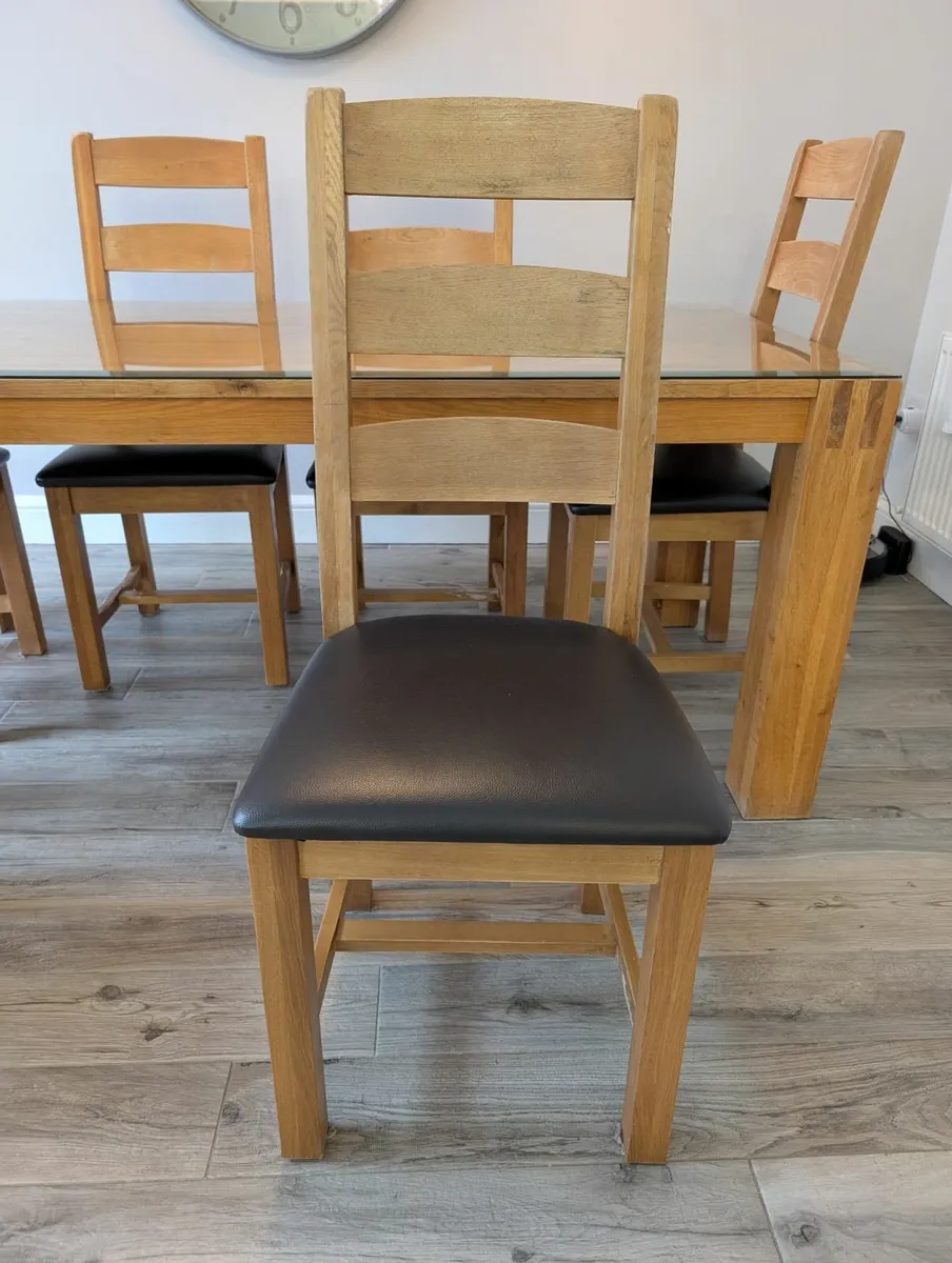 Solid Oak Dining Table (+ extensions) and chairs - Image 3