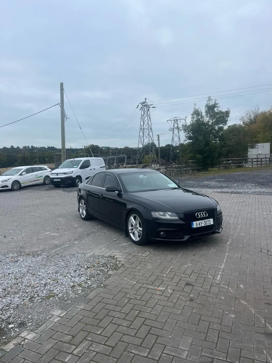 Audi A4 - Image 1