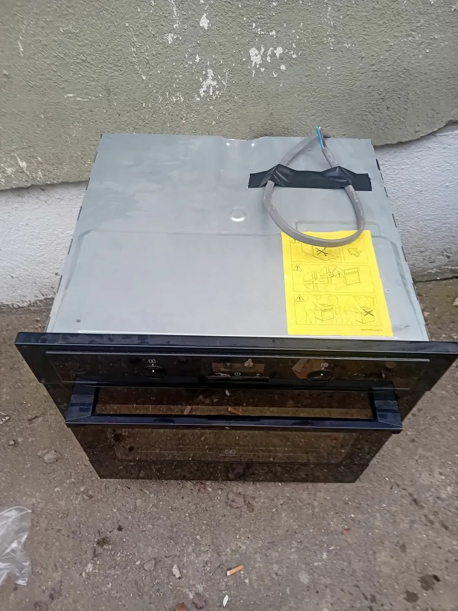 Oven - Image 3