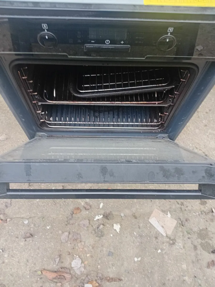 Oven - Image 4