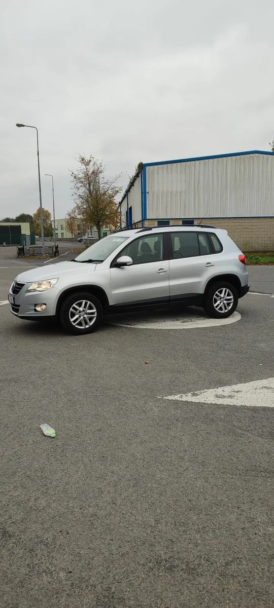 Volkswagen Tiguan 2008 - Image 4