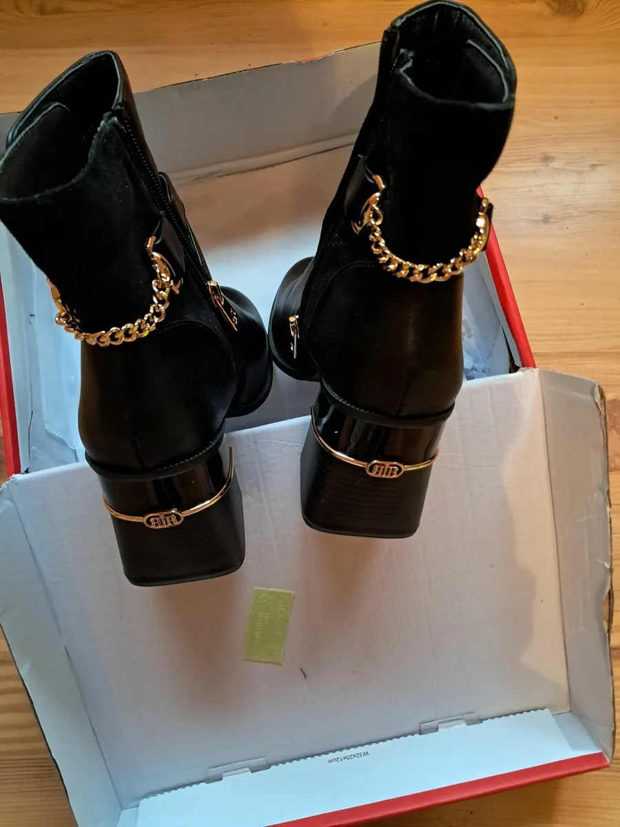 River island boots - Image 4