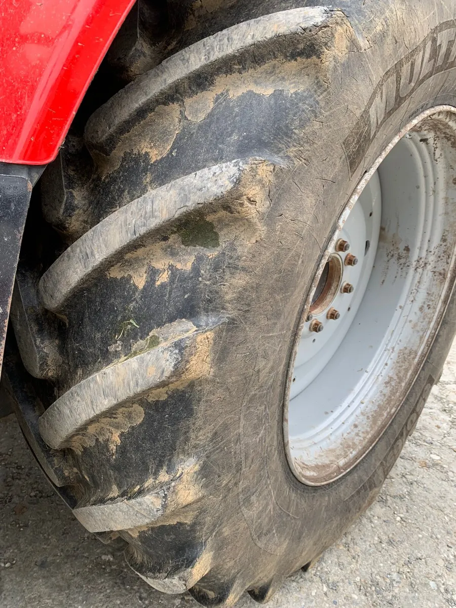 650/65r42 tyres - Image 4