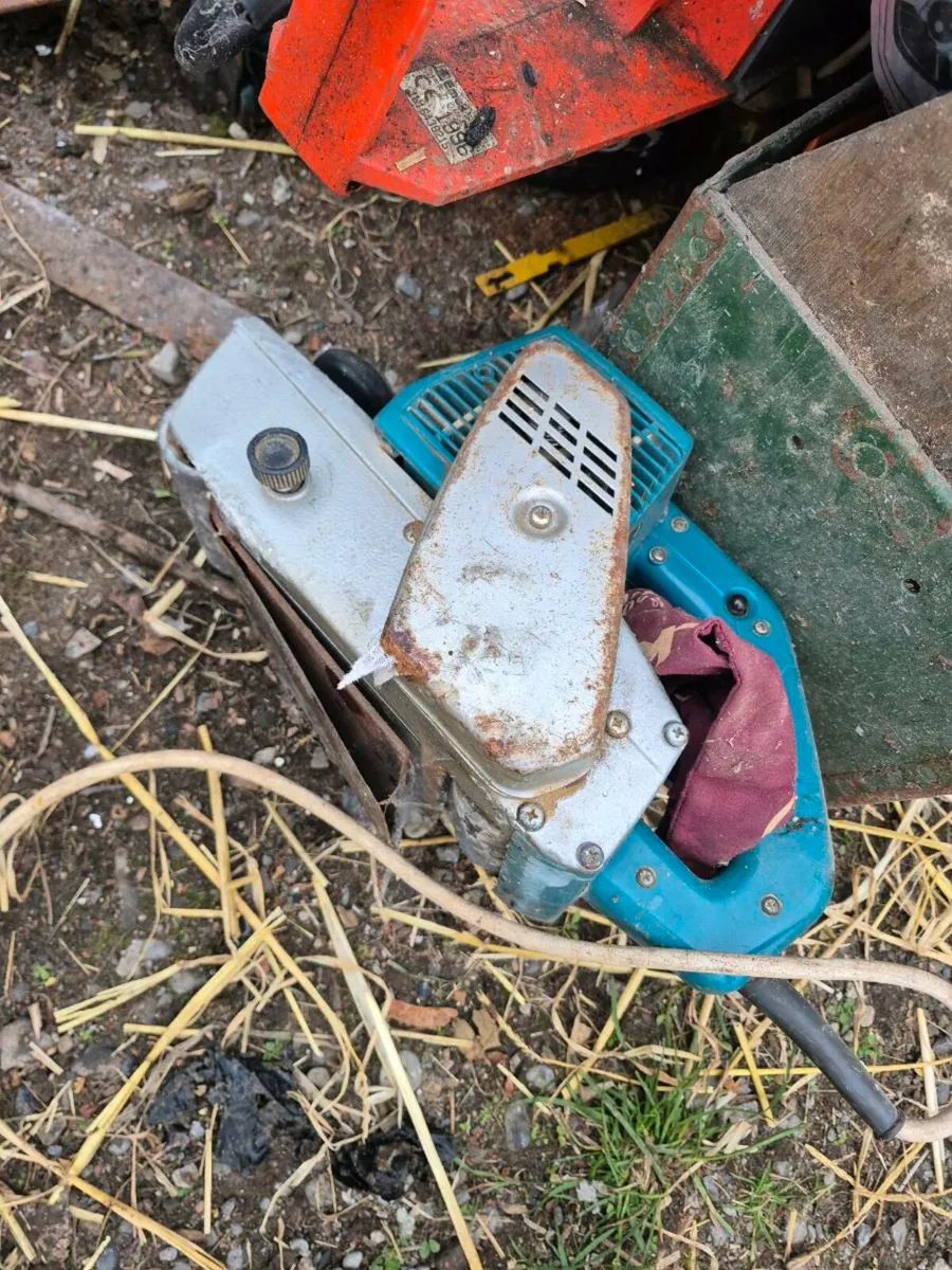 Skill saw & electric planer - Image 3