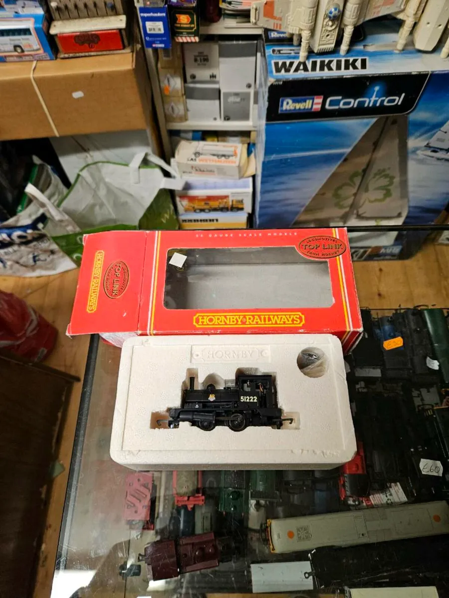 Hornby OO Gauge Pug Tank Engine - Image 1