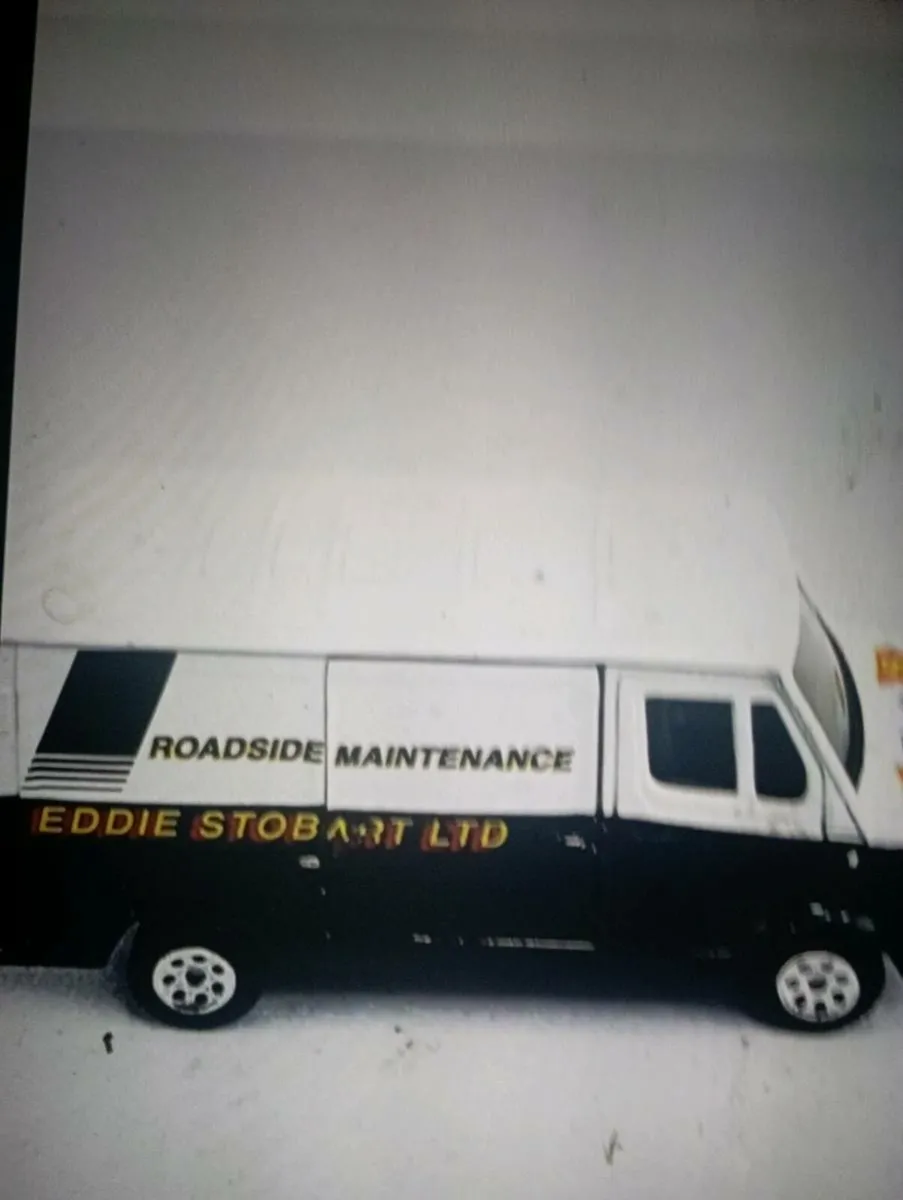 CORGI  EDDIE STOBART MERCEDES   MAINTENANCE VAN - Image 4