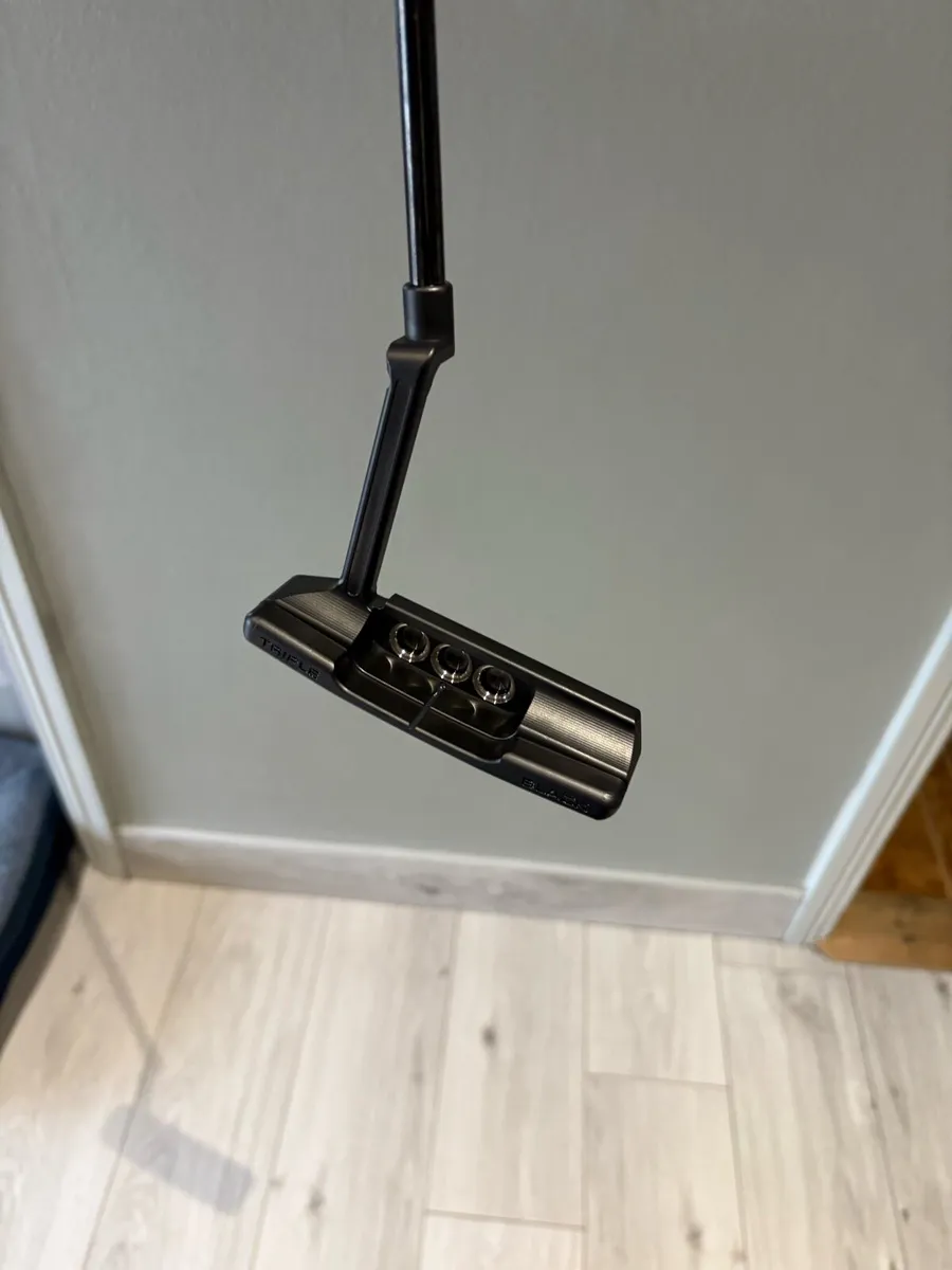 Scotty Cameron Triple Black Limited Edition Putter - Image 3