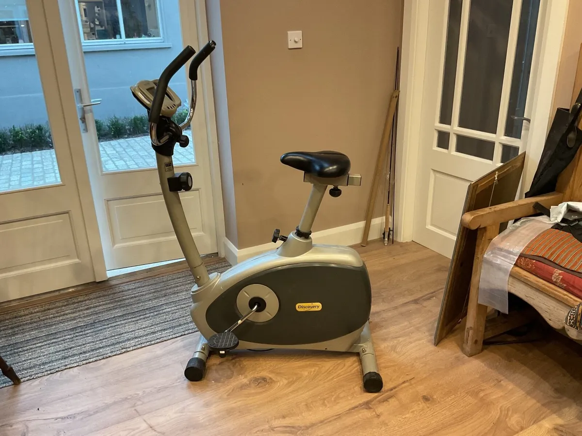 Stationary bicycle - Image 2
