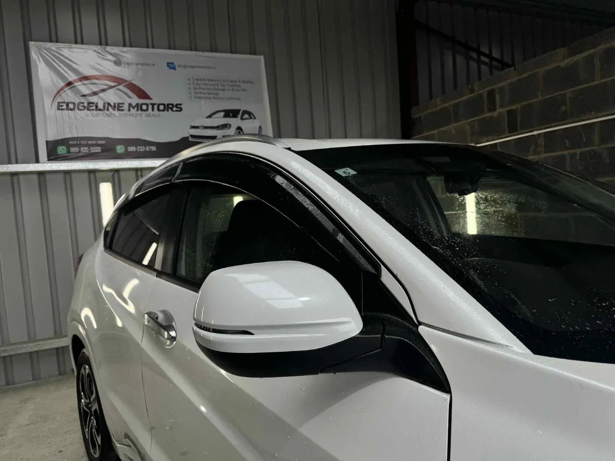 Honda Vezel 2017 low mileage immaculate condition - Image 4
