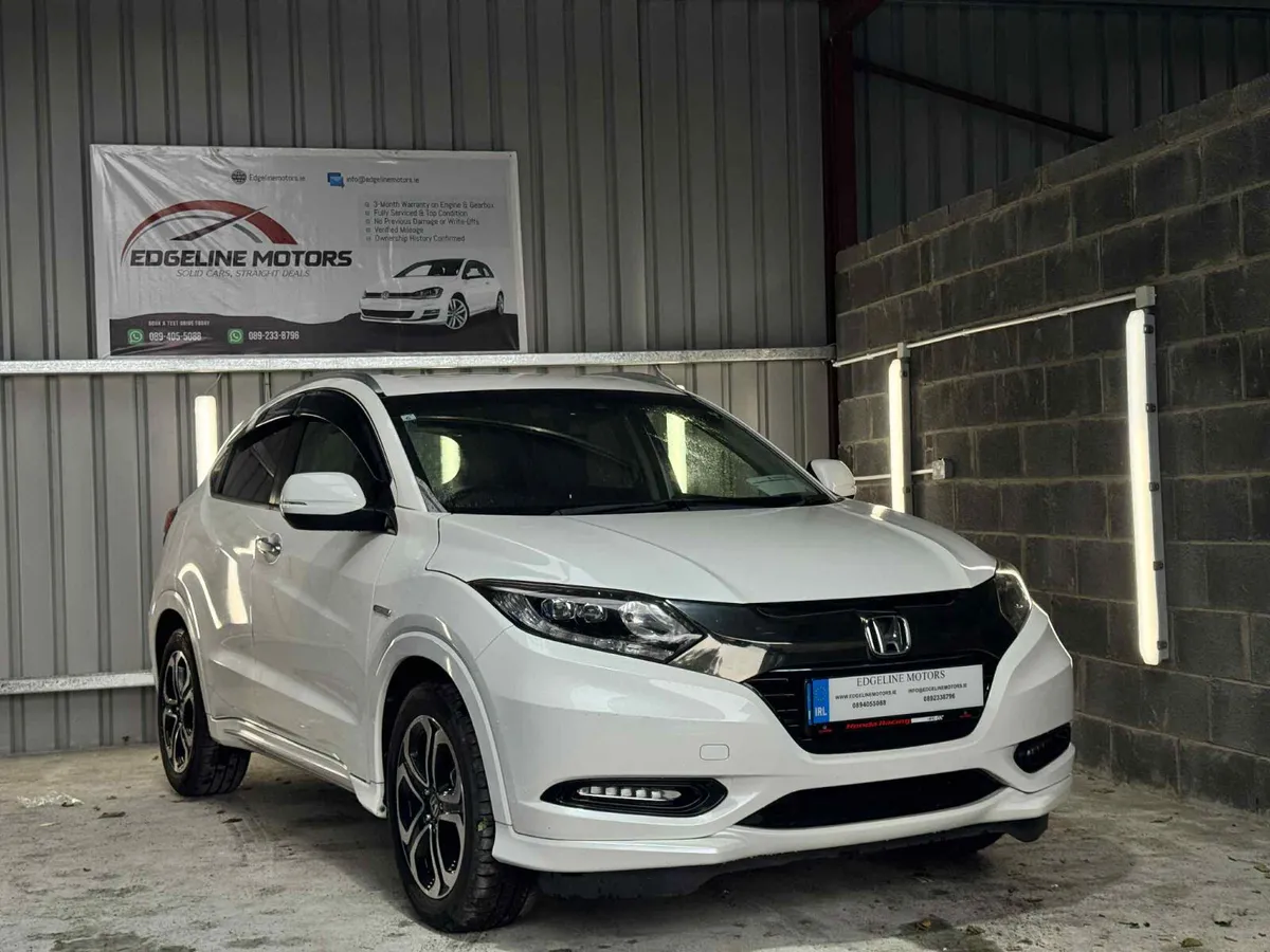 Honda Vezel 2017 low mileage immaculate condition - Image 1