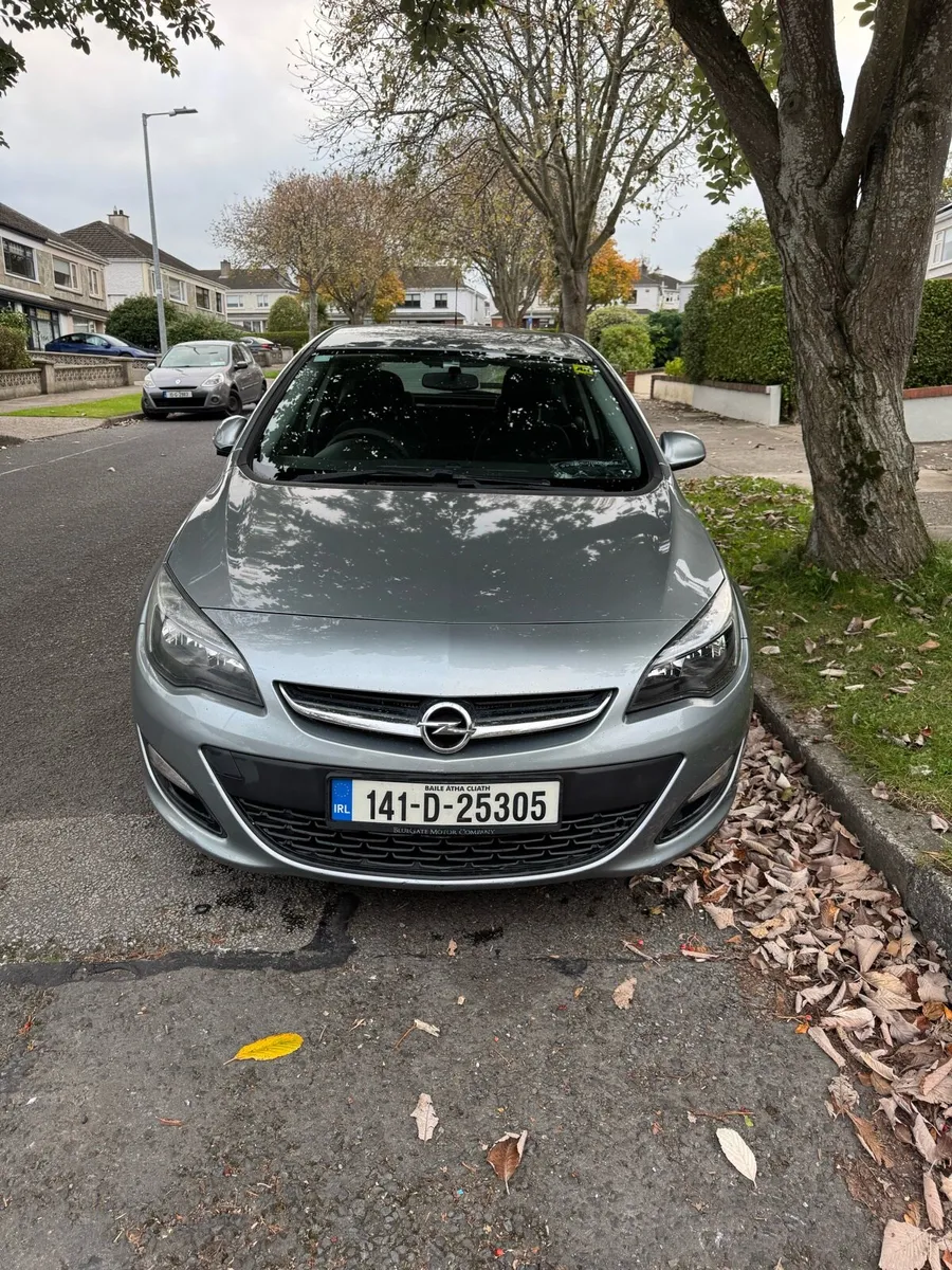 Opel Astra 2014 - Image 4
