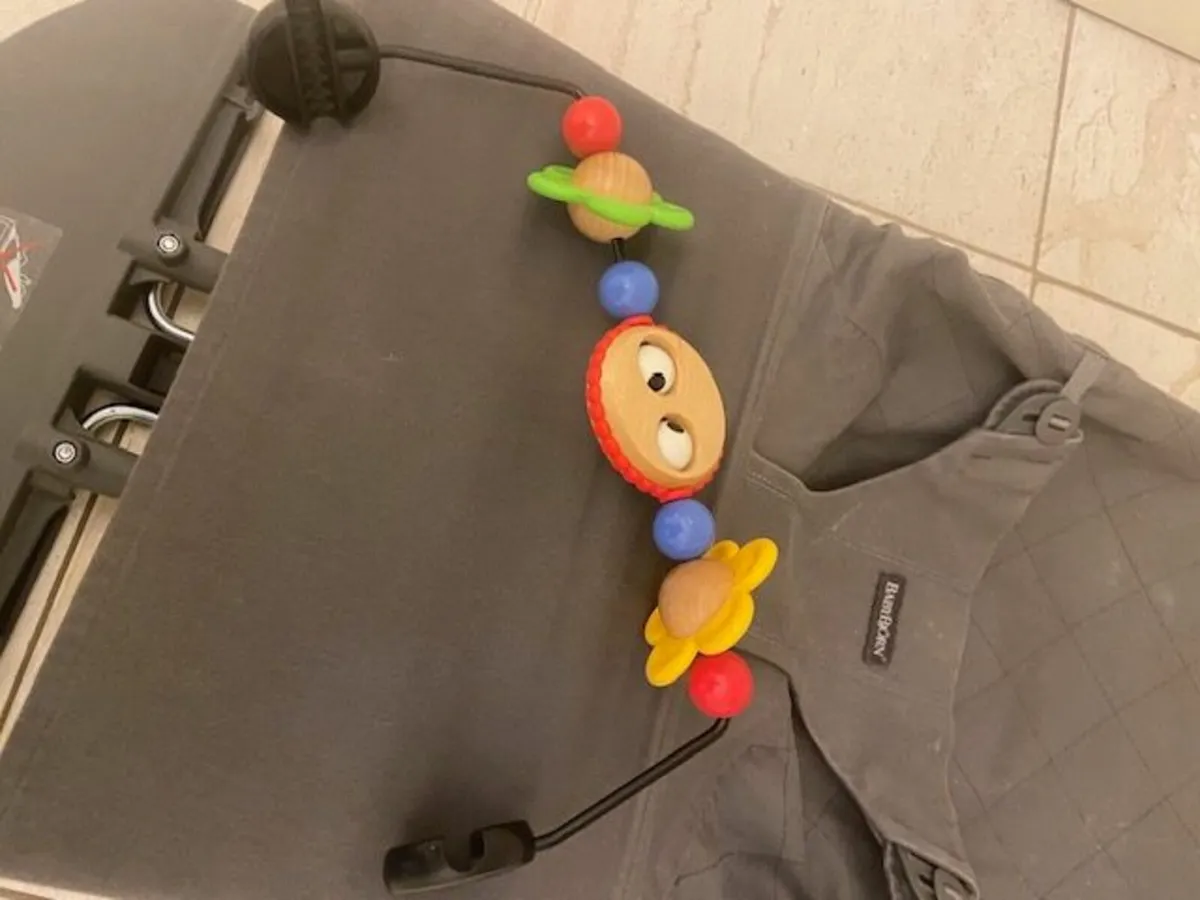 Baby Bjorn bouncer and googly eye toybar - Image 2