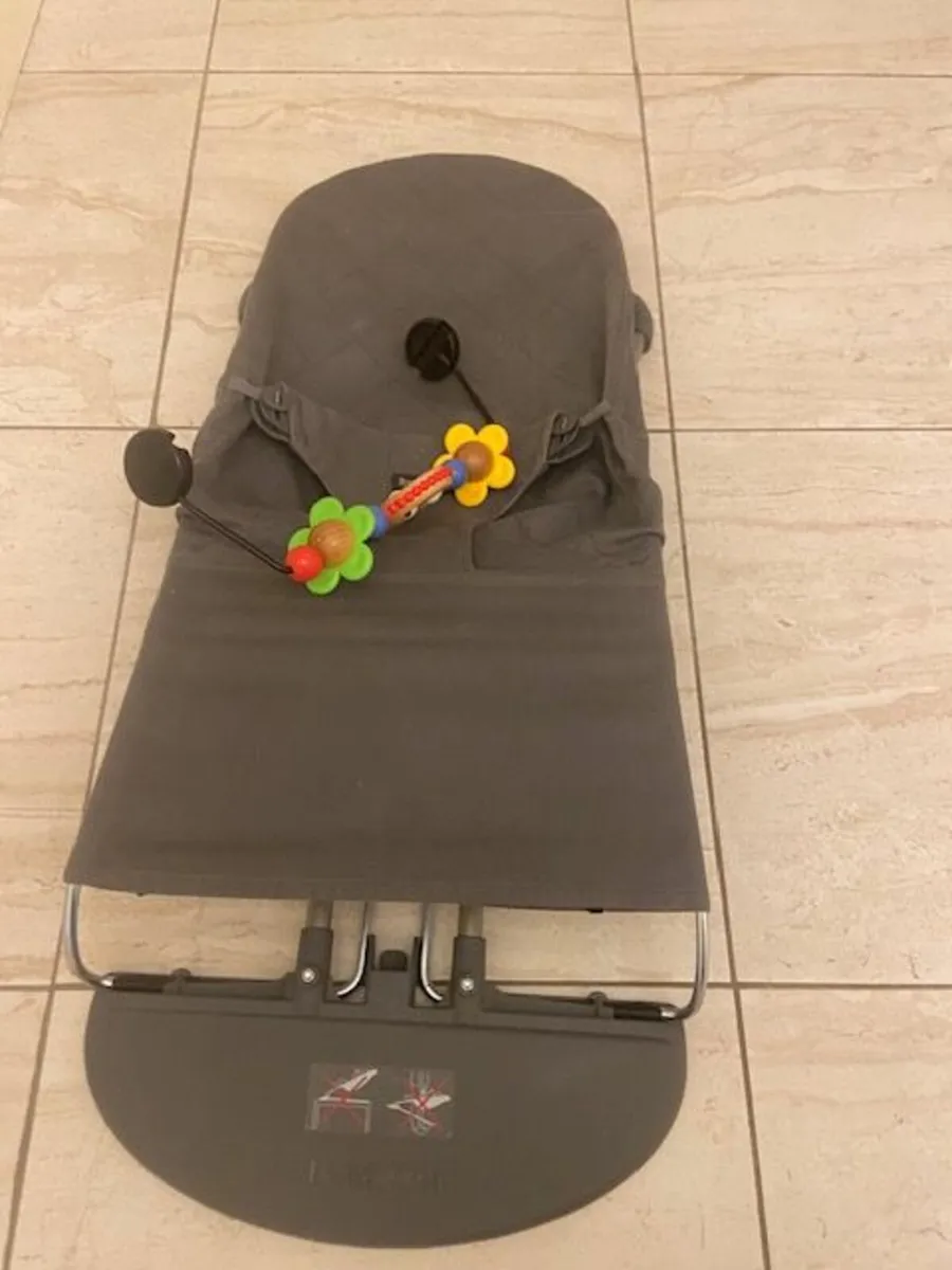 Baby Bjorn bouncer and googly eye toybar - Image 3