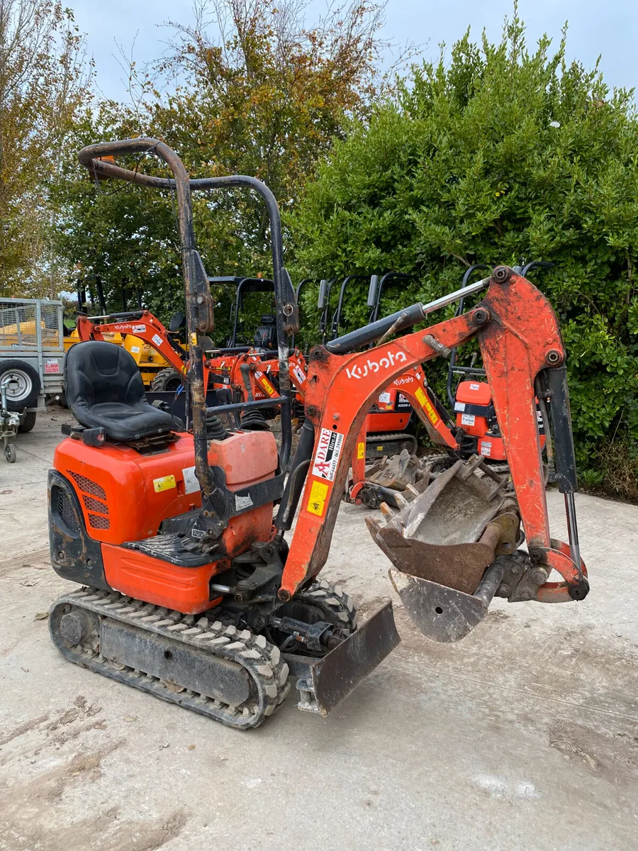 Kubota K008-3 Micro Excavator For Sale - Image 3