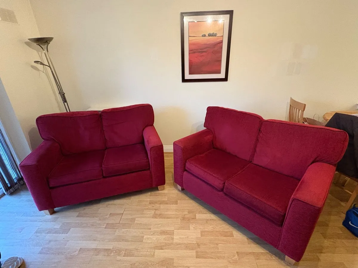 Red Sofas - Image 3