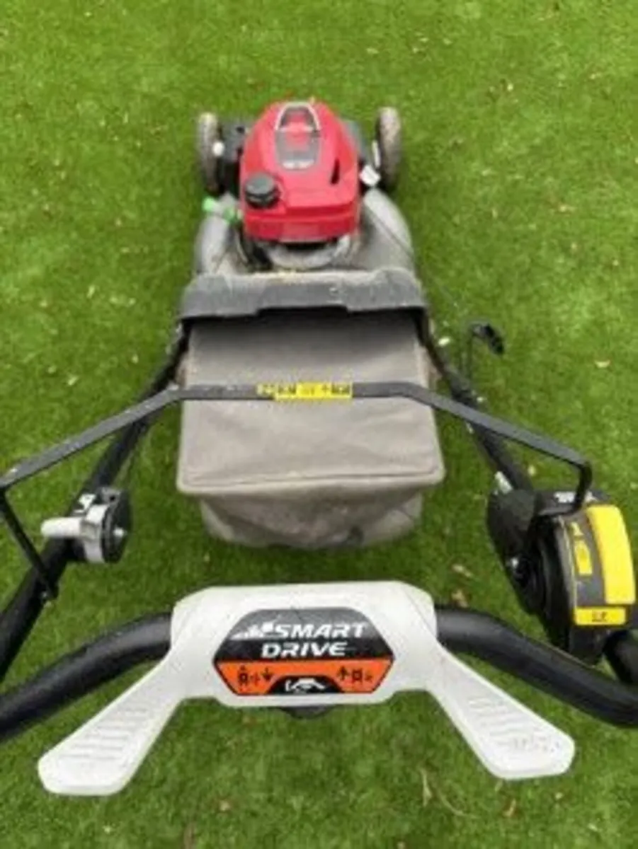 HONDA HRN536C lawnmower for sale - Image 2