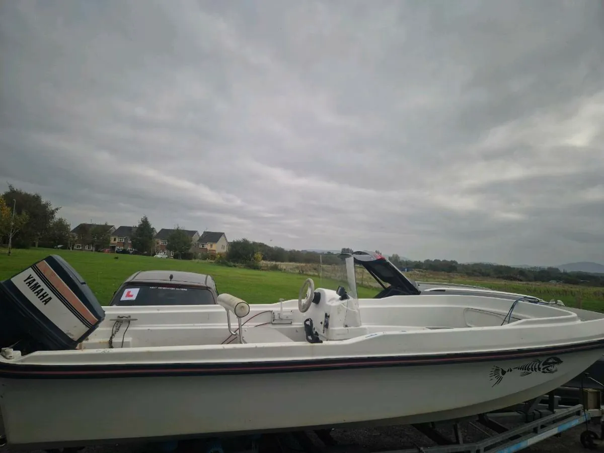 17 foot dory - Image 4