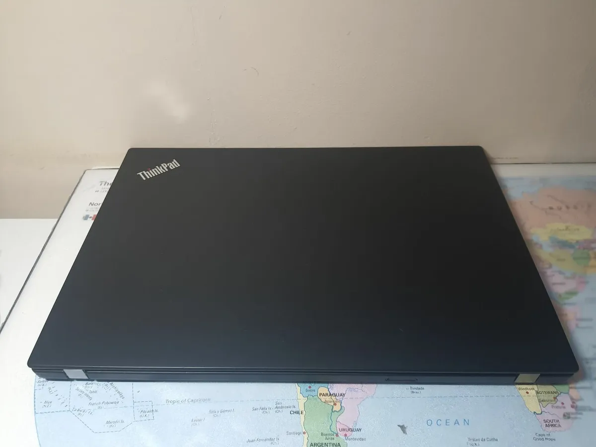 Lenovo ThinkPad T490s i5 8th gen 8/256GB SSD Lapto - Image 3