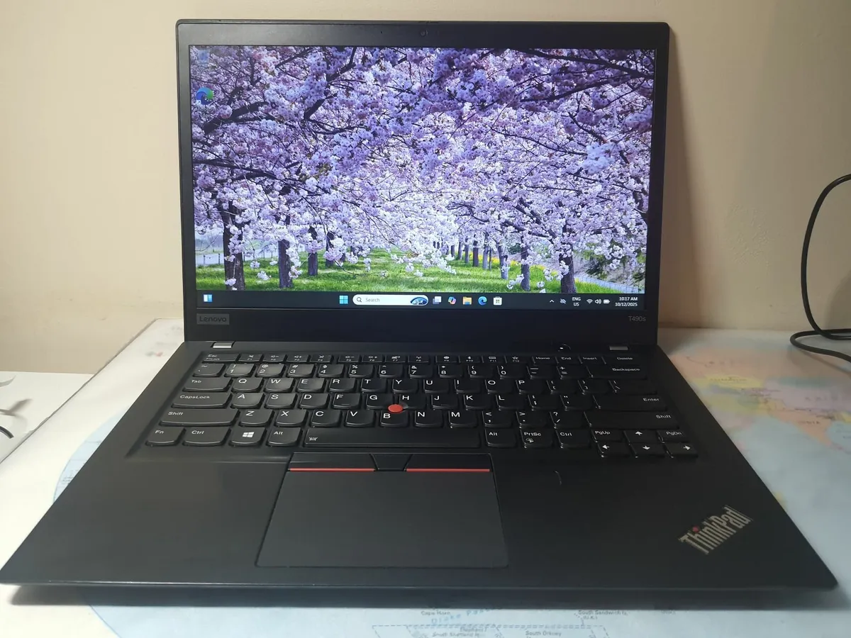 Lenovo ThinkPad T490s i5 8th gen 8/256GB SSD Lapto - Image 1