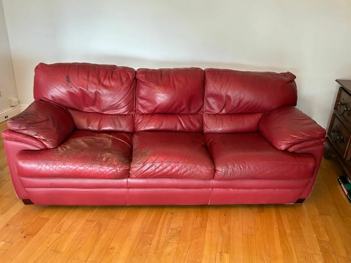 Three seater leather sofa - Image 1