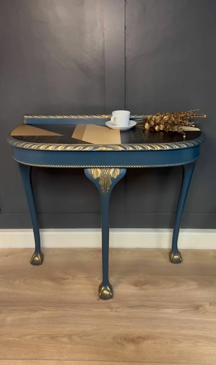 Renewed console table hall table - Image 1