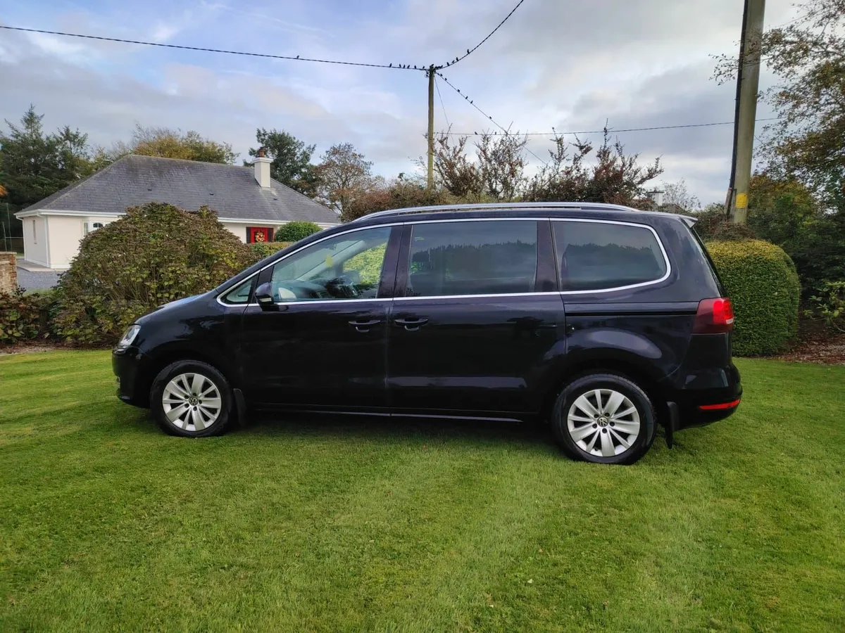 Volkswagen Sharan 2016 - Image 2