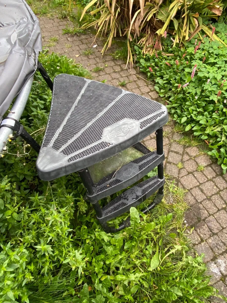 Trampoline - Image 4