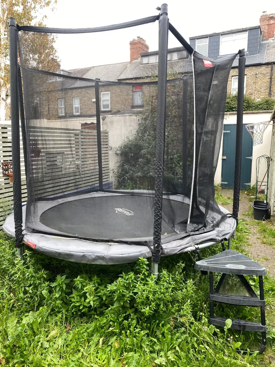 Trampoline - Image 1