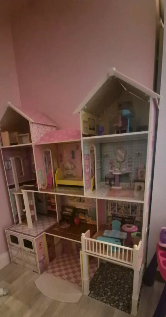 DOLLS HOUSE - Image 3