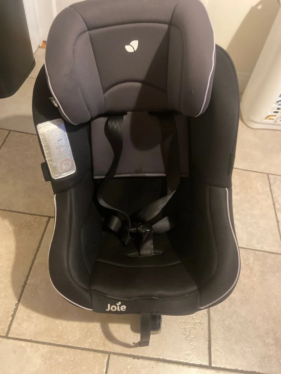 Joie Childs car seat - Image 1