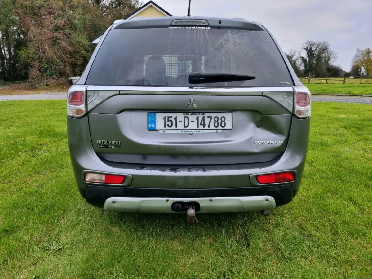 2015 mitsubishi outlander - Image 4