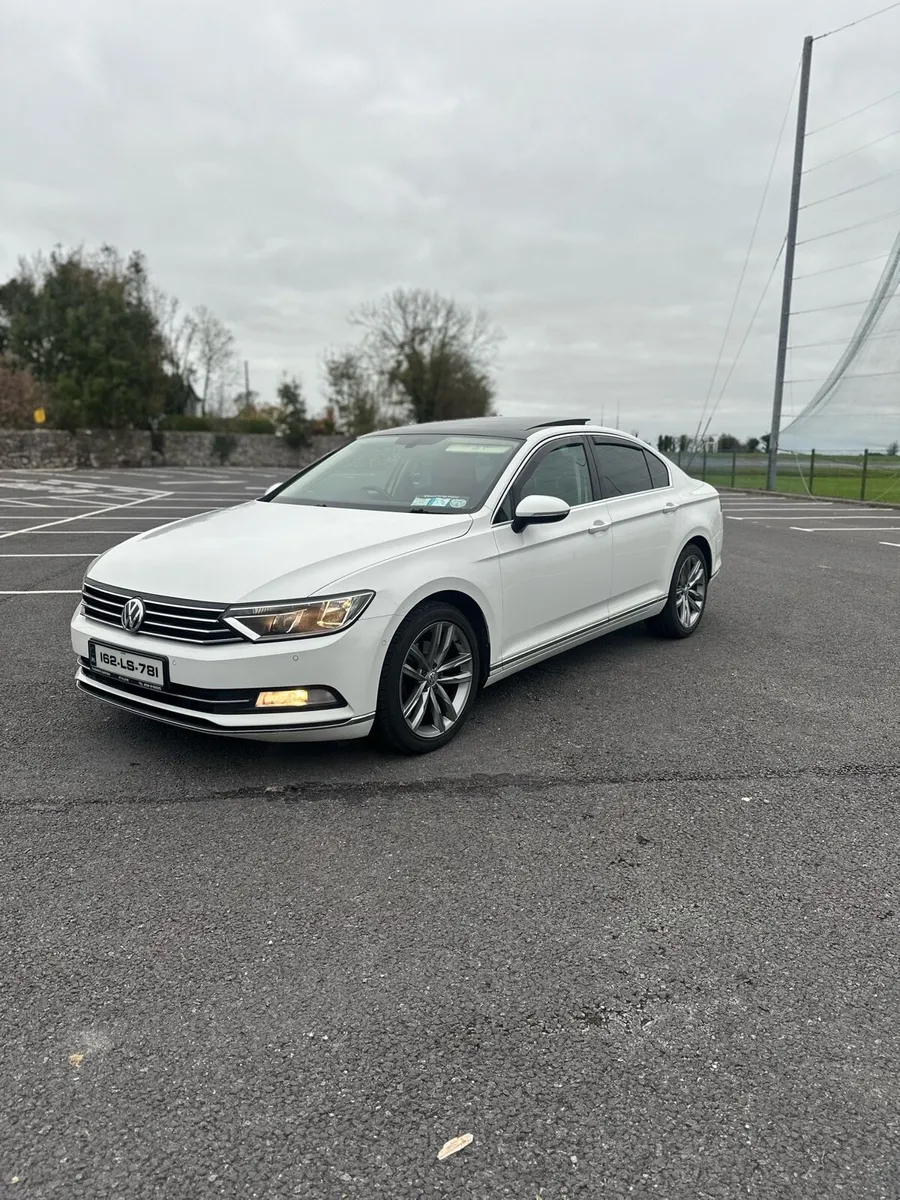 Volkswagen Passat - Image 3