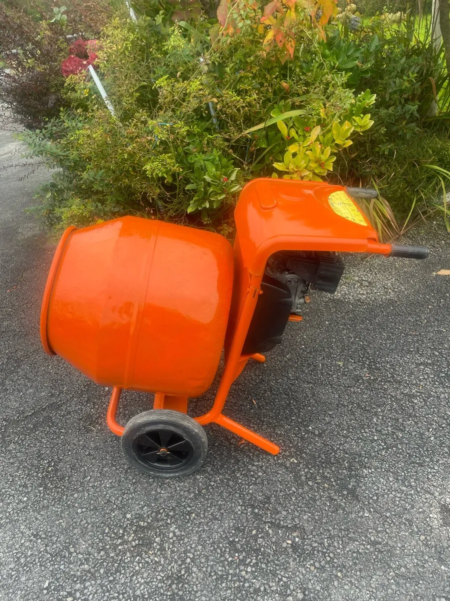 Belle Petrol Cement Mixer - Image 1